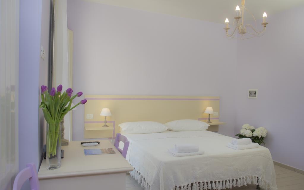 Bed and Breakfast Il Linchetto Lucca Habitación foto